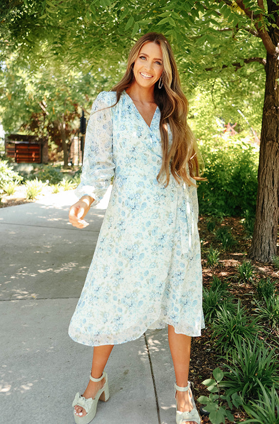 blue floral dress maternity Blue Floral Print Maternity Midi Dress