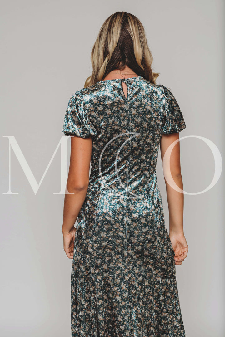 Jenna Green Floral Velvet Dress - MCO – DM Fashion