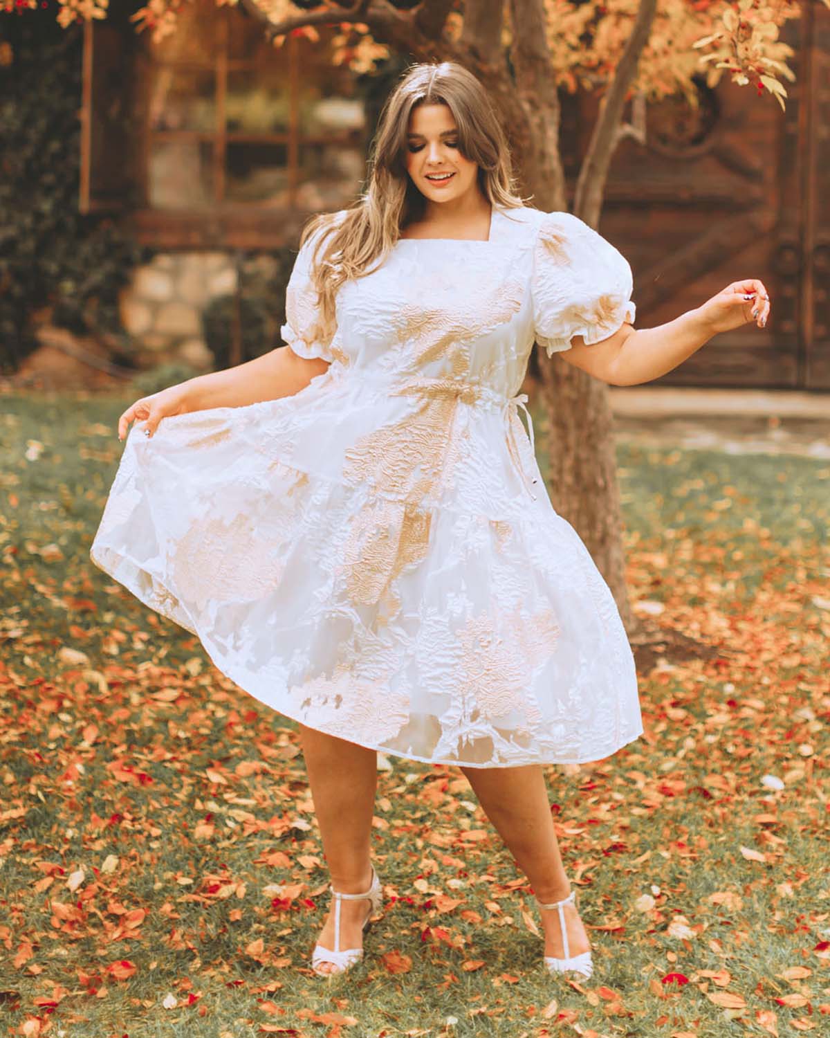Ellis Jacquard White/Gold Velvet Dress - DM Exclusive - Maternity Friendly