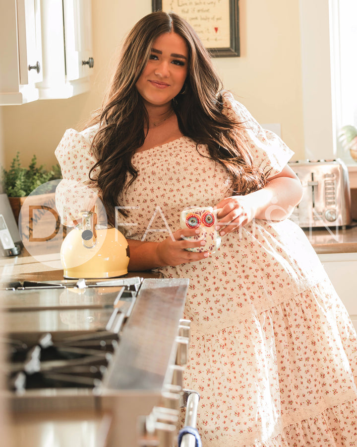 dm fashion dresses Page 4 59 wearing XS 58 wearing size 1XL 59 wearing size 3XL Size Bust Waist Length XXS 32 26 48.5 XS 34 28 49 S 36 30 49.5 M 38 32 50 L 40 34 50.5 XL 43 37 51 1XL 46 40 51.5 2XL 49 43 52 3XL 52 46 52.5 4XL 55 48 53 Fabric + Care Instructions Dresses $49-$69 DM Fashion