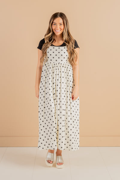zara maxi dress sale Women's Dresses Flattering for larger busts and waistlines Perfect for summer days that blend into nights Hand wash in cold water Hang to dry Zara Black and Cream Polka