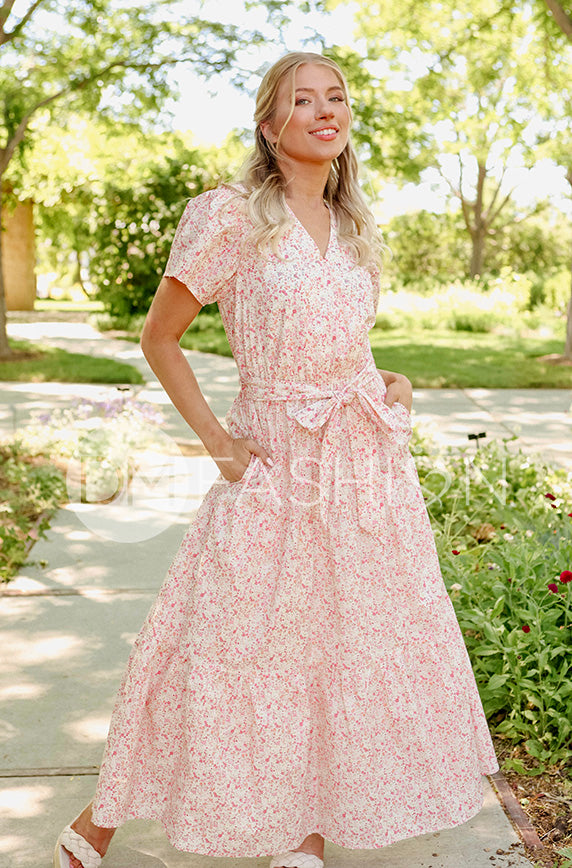 Layton Pink Floral Dress - DM Exclusive - Nursing Friendly 4XL Layton Pink Floral Dress - DM Exclusive - Nursing Friendly – DM Fashion