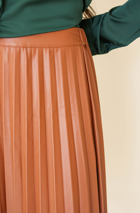 Show Stopper Caramel Leather Skirt
