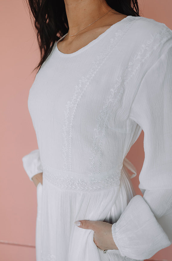 Elizabeth Embroidered Maxi White Dress - Restocked – DM Fashion