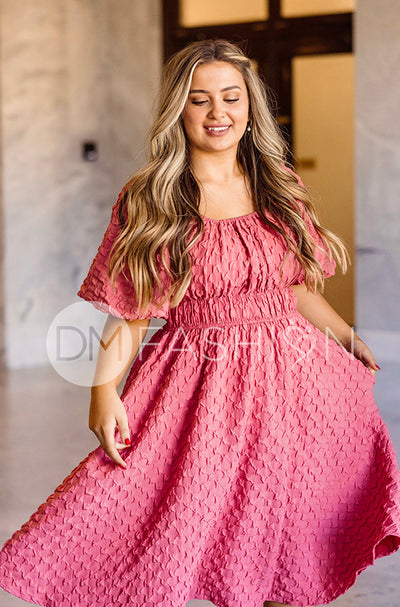 Brynn Desert Rose Texture Dress - DM Exclusive - Maternity Friendly