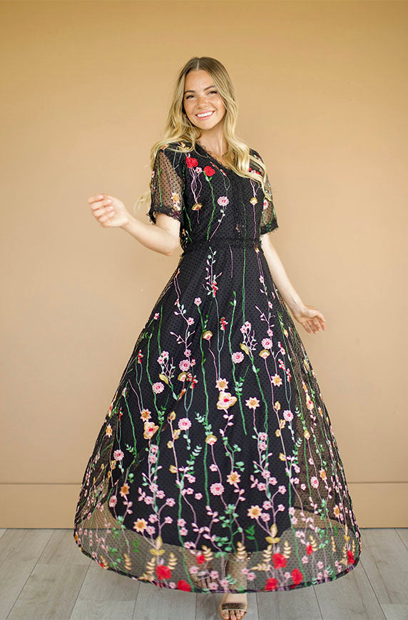 DM GOWNS  DM Fashion
