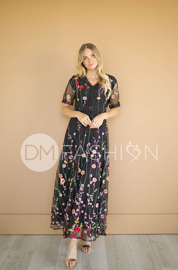 Diana Embroidered Black Floral Dress - DM Exclusive – DM Fashion