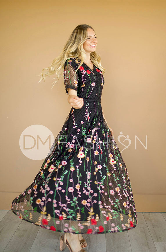 Diana Embroidered Black Floral Dress - DM Exclusive – DM Fashion